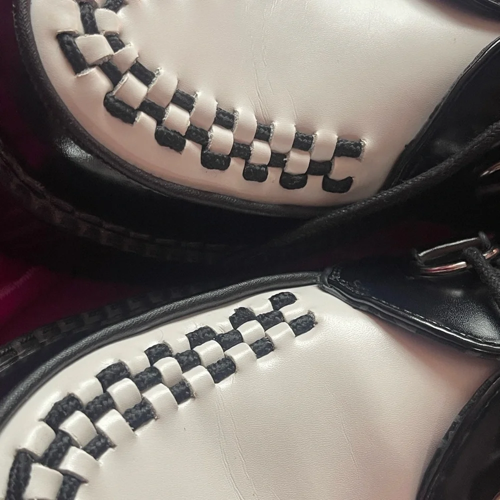 Black & White Platform Creeper Shoes - Women's